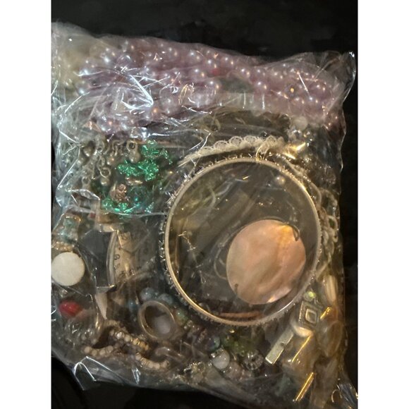 4lb 3.5oz Mixed Crafting Jewelry Beads & Components For Repurposing - Picture 3 of 3